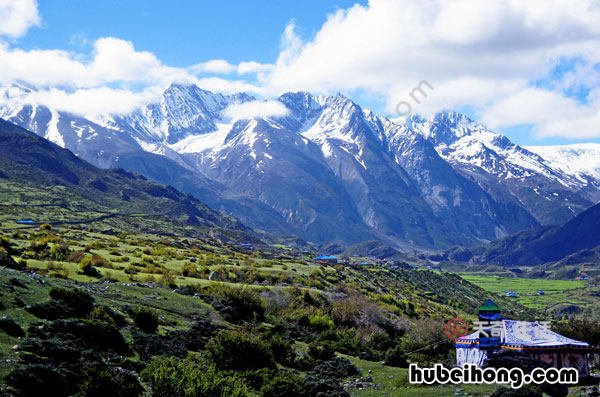 梅里雪山要不要门票 梅里雪山要门票吗