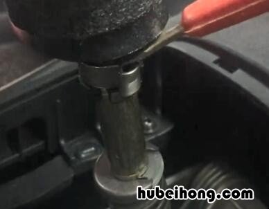福克斯挂档把手怎么拆卸 福克斯挂档把手怎么拆下来