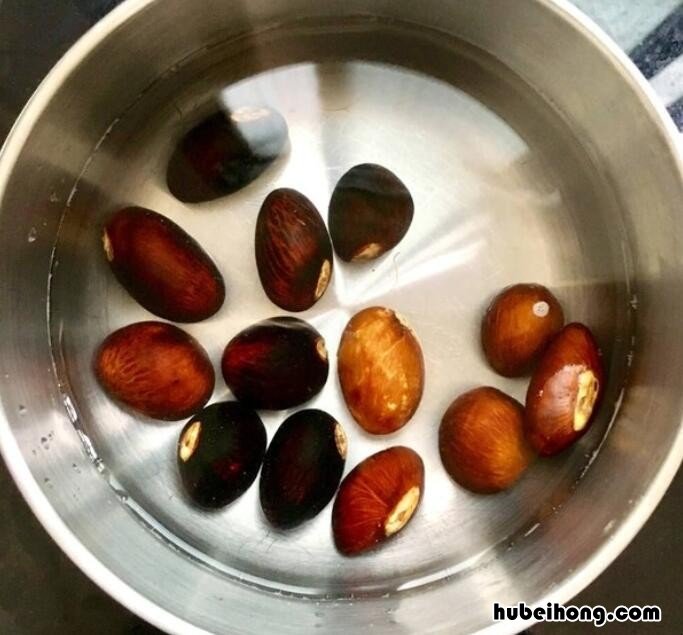 凤眼果焖鸡的顺德人做法 凤眼果焖鸭的做法窍门