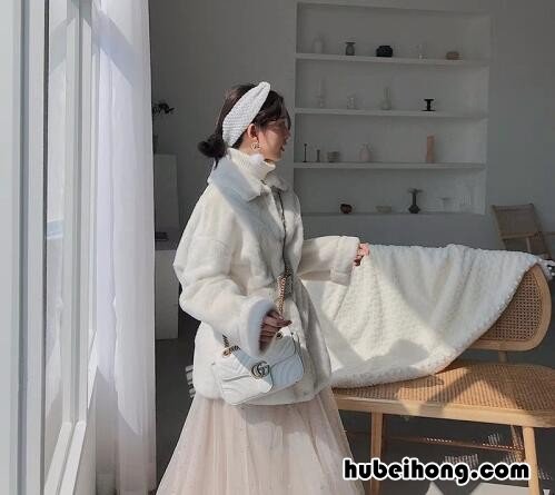 纱裙夏季搭配 冬天纱裙的整体搭配图片