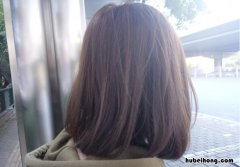 刚染完头发可以洗洗发水吗女性 染完发能用洗发水洗吗