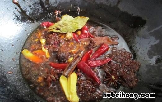 芋儿鸡制作方法 芋儿鸡的家常做法窍门