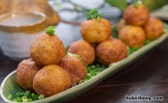 土豆丸子的炸法 土豆丸子制作方法炸的