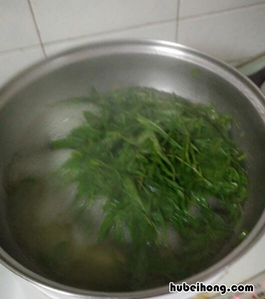 鸡蛋炖枸杞怎么做 枸杞煮蛋的做法与功效窍门