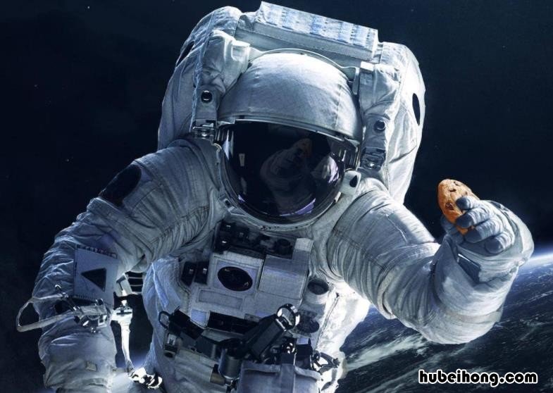 星际穿越剧情简介600字 星际穿越剧情简介100字