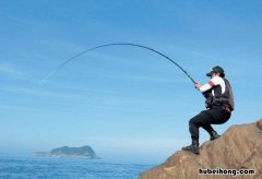 什么鱼竿最耐用 什么鱼竿实惠质量又好?