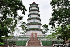 灰汤周边有什么好玩的地方没有 天堂寨风景区有什么好玩的地方