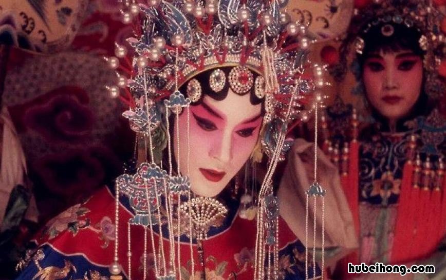 霸王别姬讲的什么故事 霸王别姬讲得什么故事