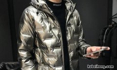 皮质羽绒服怎么保养不掉色 皮羽绒服如何保养