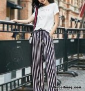 夏季阔腿裤怎么搭配外套女 夏季阔腿裤怎么搭配外套图片