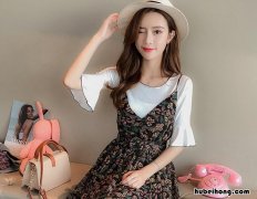 女生白色t恤怎么搭配 女生白色t恤怎么搭配好看