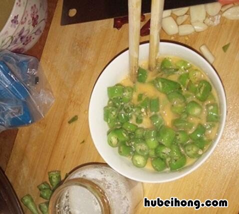 尖椒炒鸡蛋怎么做辣不辣 尖辣椒炒鸡蛋怎么做好吃