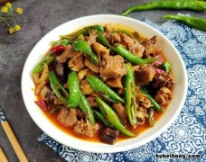 青椒炒鸭胗的做法 菜椒炒鸭胗的做法