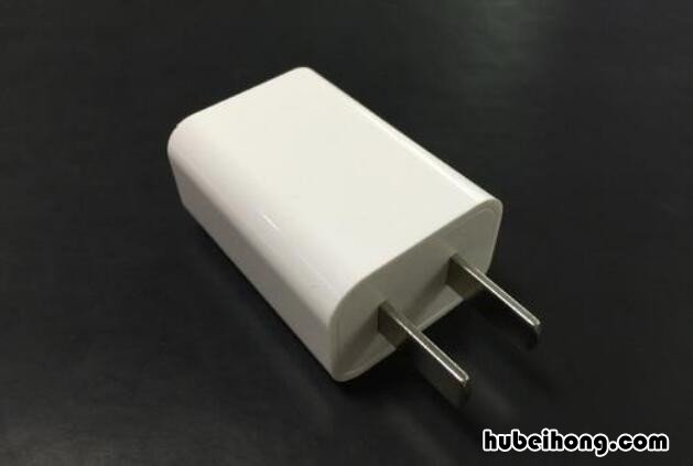 充电器插头发烫如何处理好呢 充电器插头发烫如何处理好视频