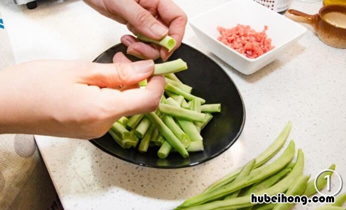 干煸四季豆怎么做才好吃视频 干煸四季豆怎么做才好吃窍门