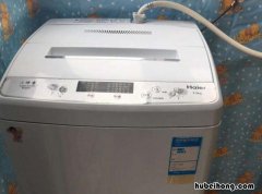 怎样选全自动洗衣机视频教程 全自动洗衣机新买的怎么使用?视频