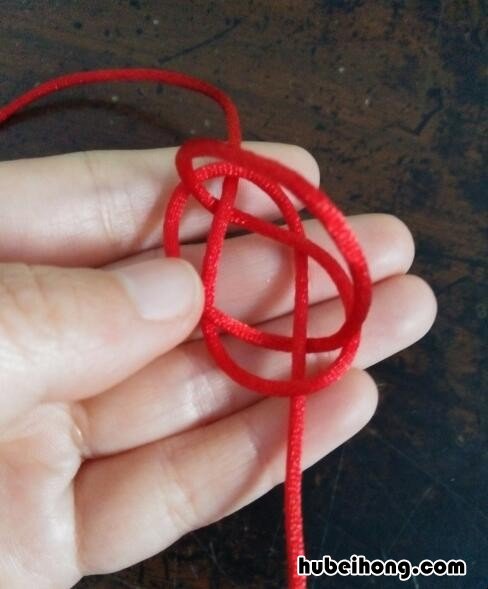 如何钉纽扣 打结 怎么打结扣