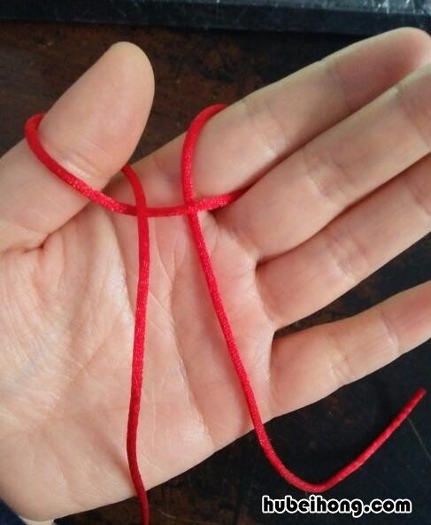 如何钉纽扣 打结 怎么打结扣