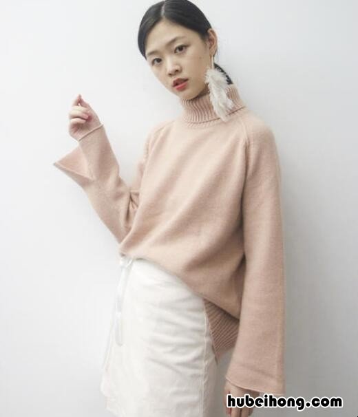 穿什么衣服比较显白 穿啥衣服显白