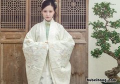 汉服里的披风叫什么 汉服长衫和褙子的区别