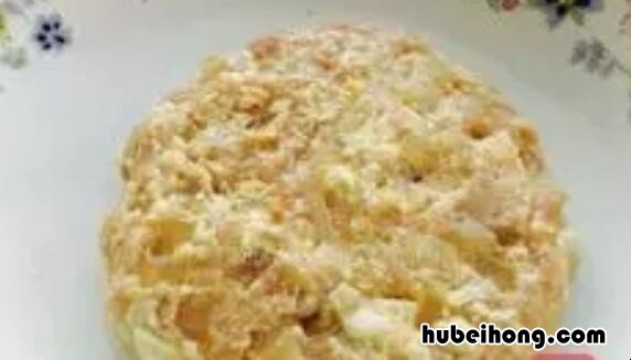 大肠臭豆腐煲怎么做 鸡脚豆腐煲怎么做