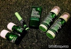 用毛孔收缩精华液能收缩毛孔吗 毛孔收缩精华液有什么作用
