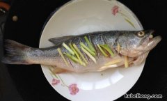 淡水鱼鱼腥味怎么去 淡水鱼怎样去除土腥味