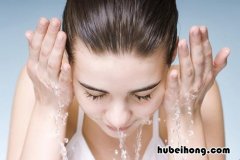 洗面奶加白糖洗脸好吗女生 洗面奶加白糖洗脸好吗女