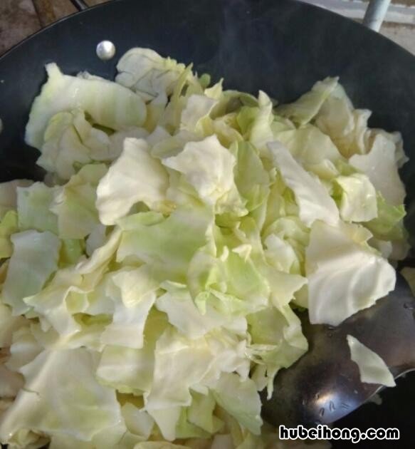炒手撕包菜怎么炒好吃窍门 炒手撕包菜怎么炒的