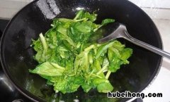 炒菜如何防止油溅起来 炒菜怕油溅怎么办