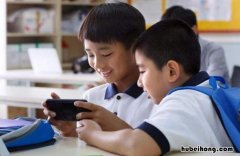 学校为什么要限制手机进校园 学校加强手机管理制度