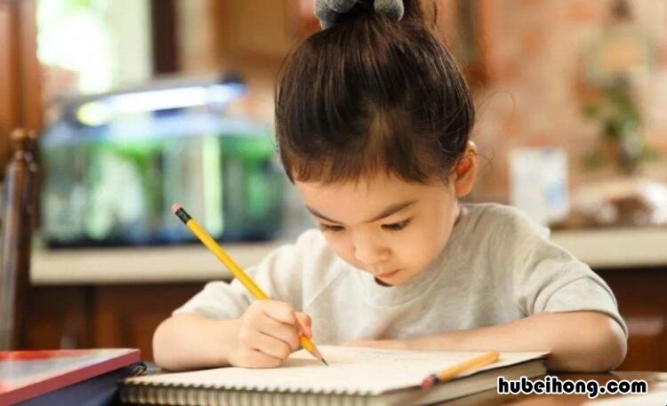 小孩子学写字从什么时候开始最好 学写字是几岁