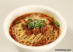 炸酱米线做法 酱香米线的酱料做法及配方