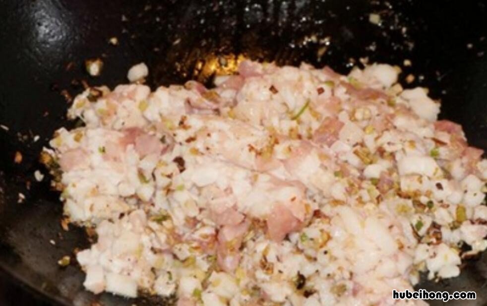 炸酱面酱是什么味道 炸酱面的样子和味道描述