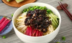 炸酱面的烹饪方法是炸还是酱 炸酱面的家常做法窍门