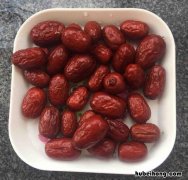 如何用烤箱烤红枣泡水 如何用烤箱烤红枣干