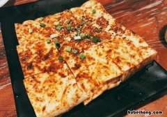 煎豆腐怎么做好吃视频 煎豆腐怎么做不粘锅
