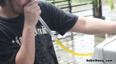 轿车怎么能抽出汽油 车辆汽油怎么抽出来
