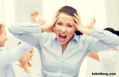 怎么判断自己有狐臭图片女生 怎样辨别自己有狐臭