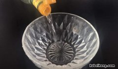 白醋几天洗一次脸好不好 一天用白醋洗几次脸