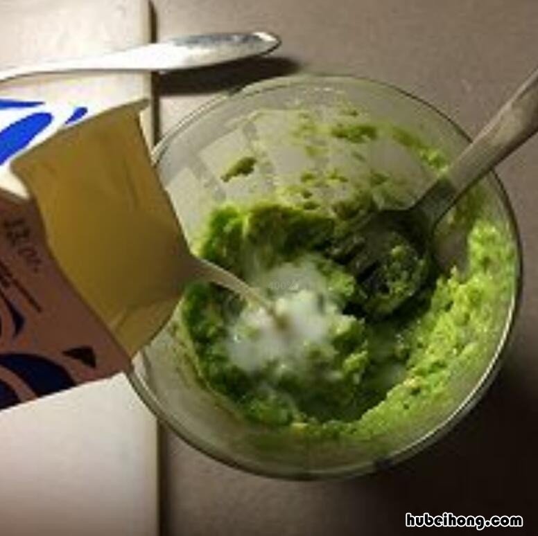 牛油果鸡蛋酱怎么做才好吃 牛油果怎么做成酱
