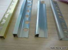 地板金属压条怎么粘合好 复合地板金属压条怎么装