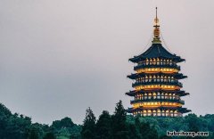 关于杭州西湖雷峰塔的故事 杭州西湖雷峰塔典故