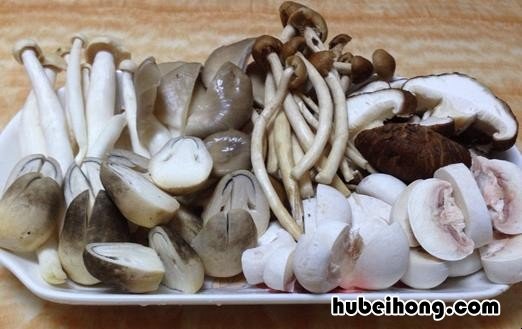 白蘑菇怎么洗才干净 蘑菇怎么清洗比较干净