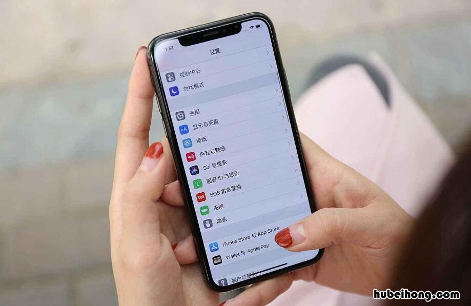 手机温度多少度算正常 华为手机温度过高怎么办