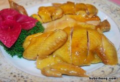 盐焗鸡怎么制作才能让它表皮油光 盐焗鸡怎么制作好吃