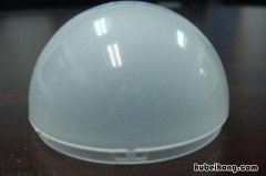 塑料灯罩泛黄怎么办 客厅塑料灯罩子发黄怎么处理