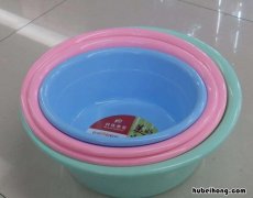 塑料盆怎么清洗没细菌味道 新买的塑料盆怎么清洗和消毒