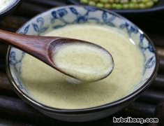 绿豆泥浆面膜的功效 绿豆粉面膜的功效与作用