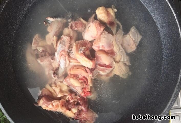 紫苏焖鸡做法是什么菜 紫苏焖鸡做法是什么样的
